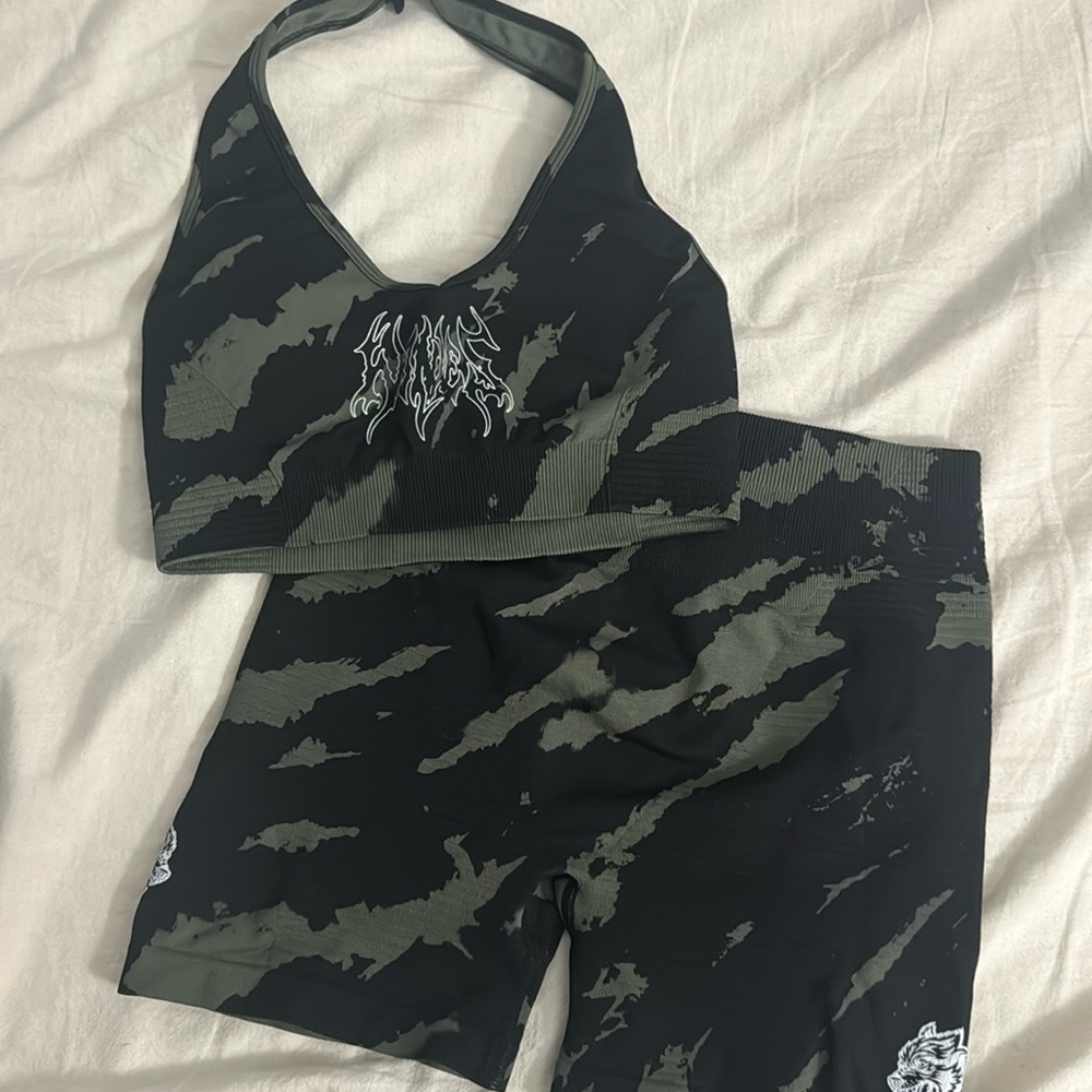 Darc sport wolves forever everson